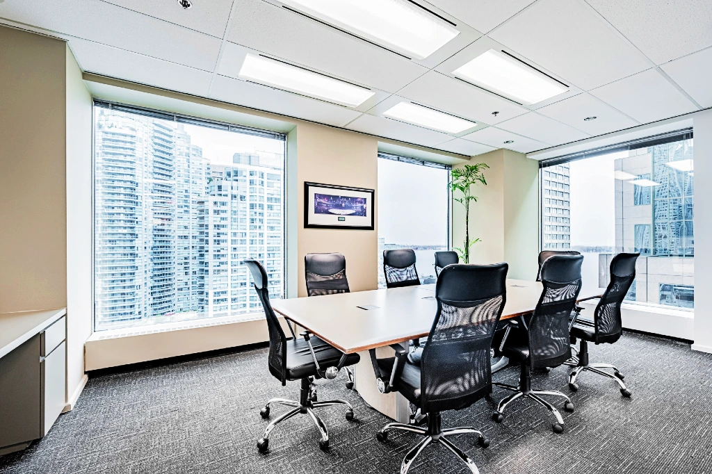 toronto bay meeting room, seats 10